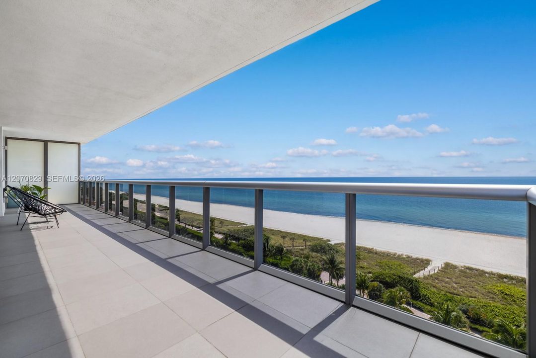 800 sf wrap around direct oceanfront