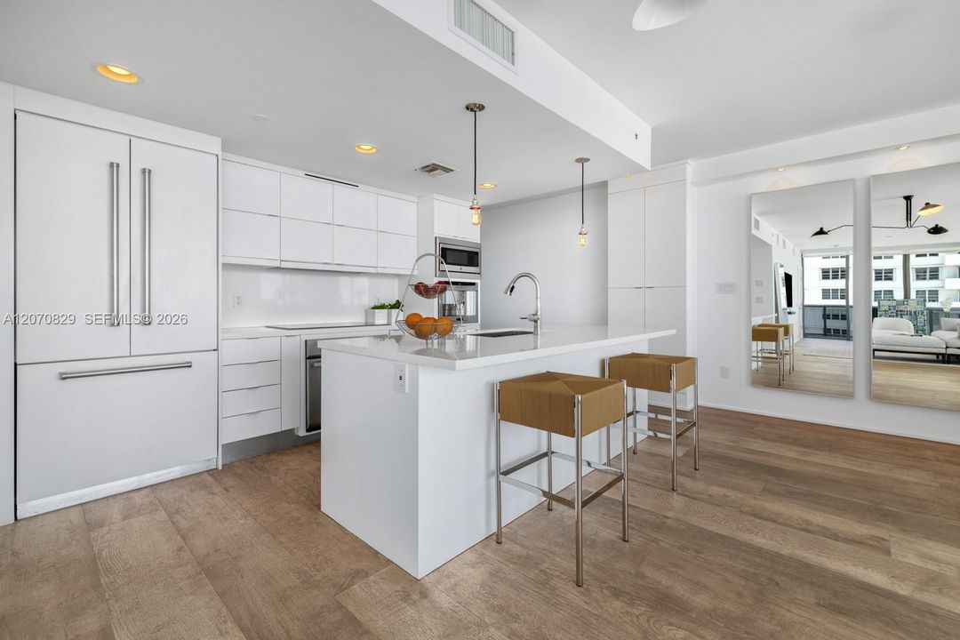 For Sale: $3,700,000 (3 beds, 3 baths, 1725 Square Feet)