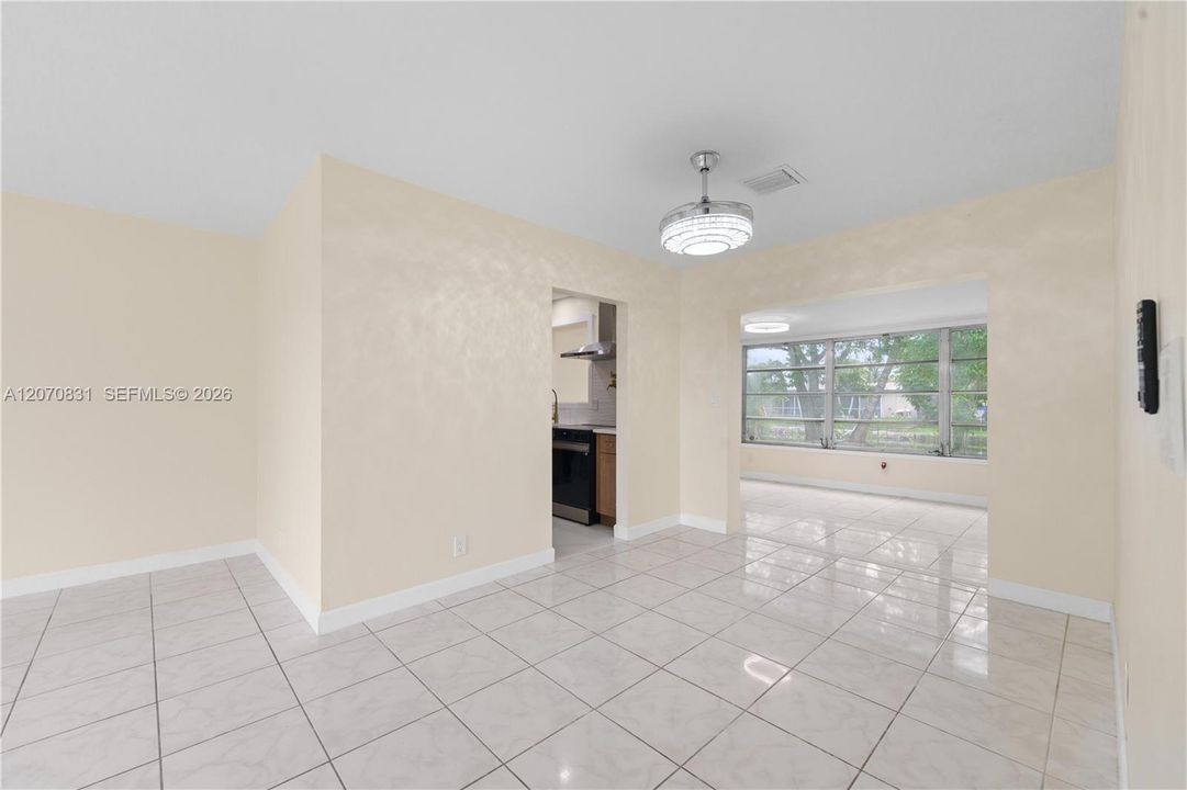 For Sale: $470,000 (3 beds, 2 baths, 1488 Square Feet)