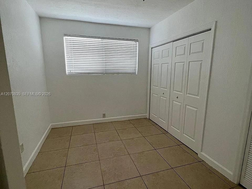 For Rent: $1,695 (1 beds, 1 baths, 700 Square Feet)