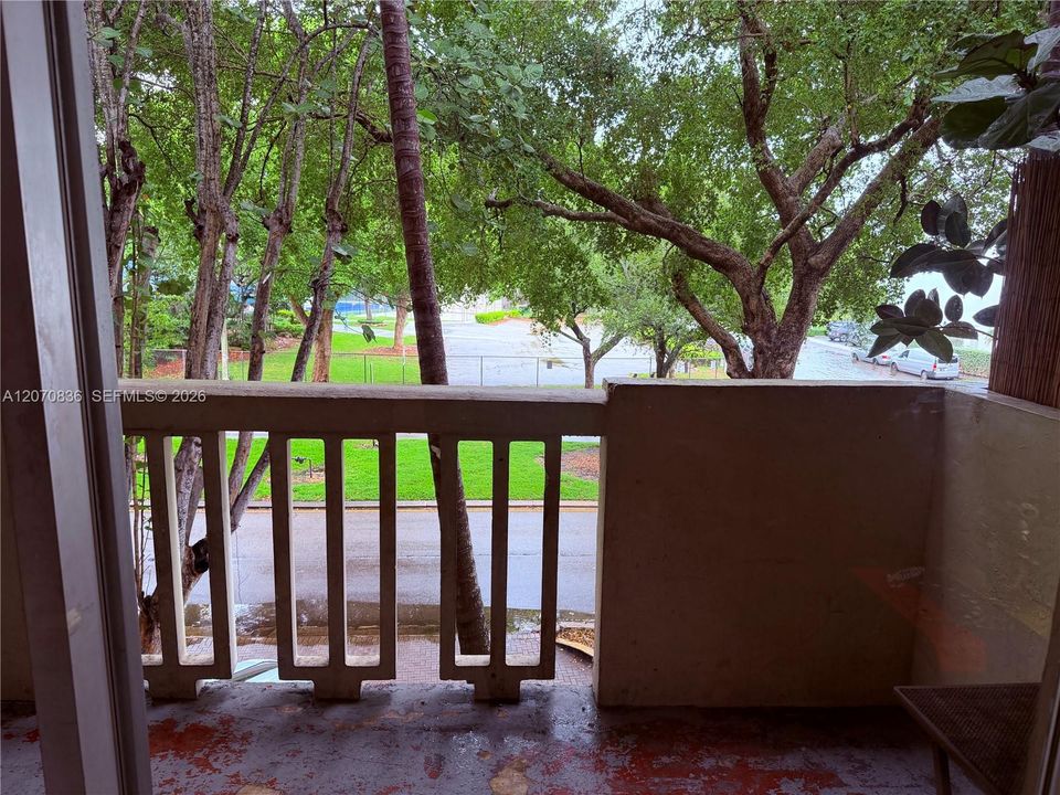 For Rent: $2,000 (2 beds, 2 baths, 1023 Square Feet)