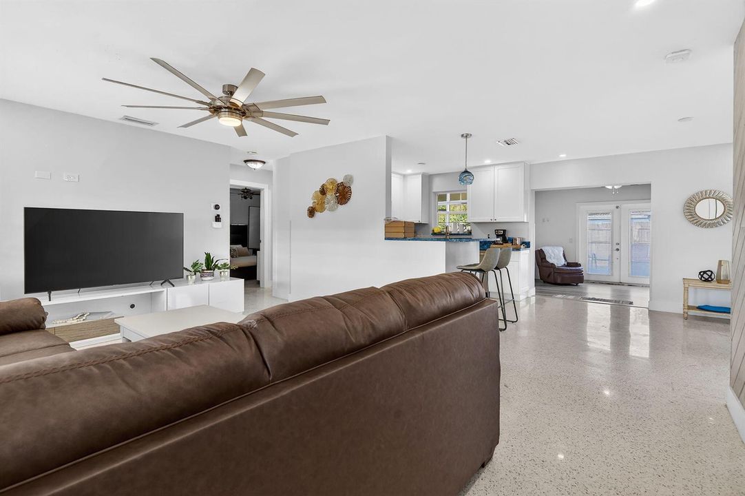 1-web-or-mls-DSC09645