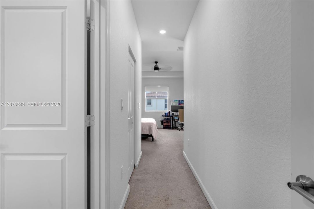 На продажу: $619,999 (3 спален, 2 ванн, 1840 Квадратных фут)