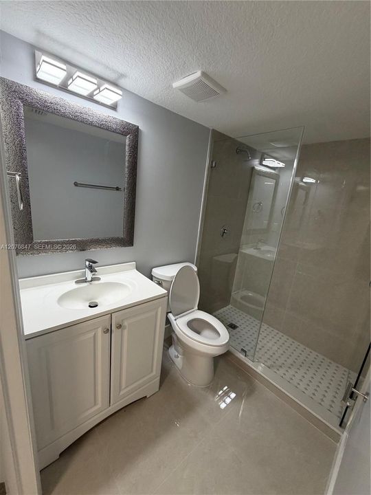 For Rent: $2,175 (3 beds, 2 baths, 1099 Square Feet)