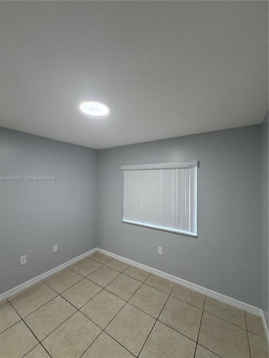 For Rent: $2,175 (3 beds, 2 baths, 1099 Square Feet)