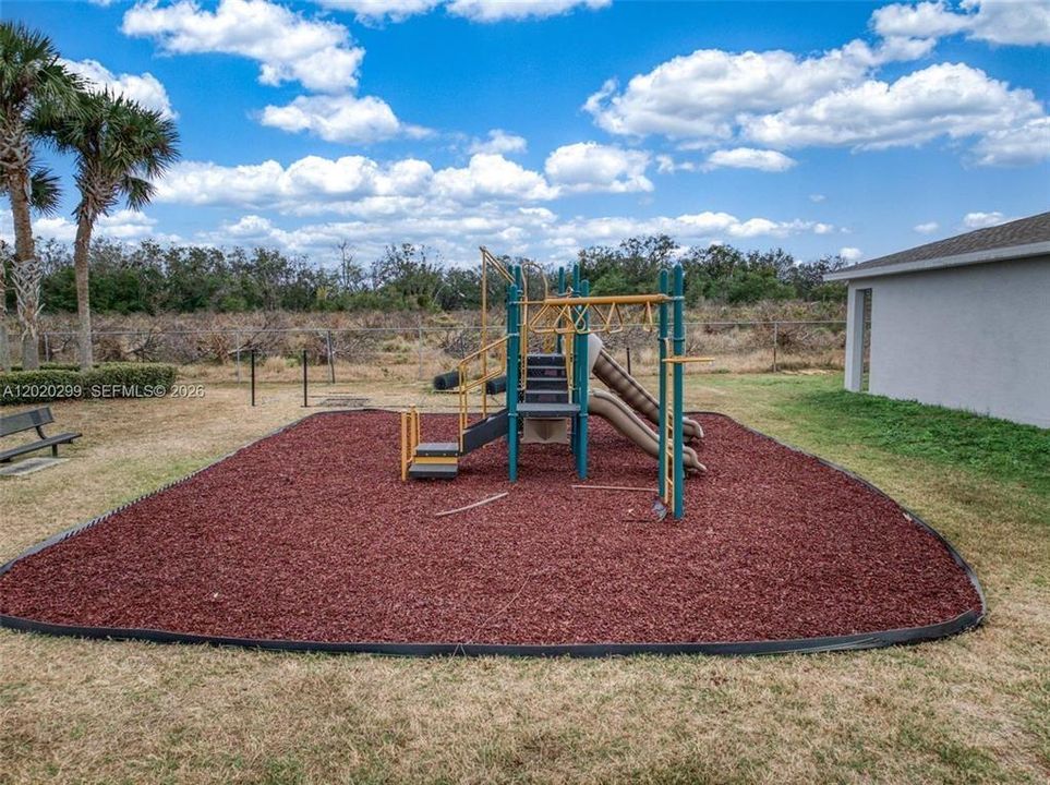 1450 Las Villas Park