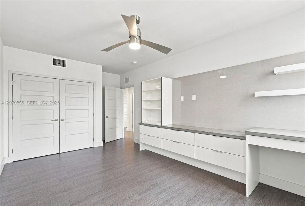 For Rent: $7,000 (3 beds, 2 baths, 2216 Square Feet)