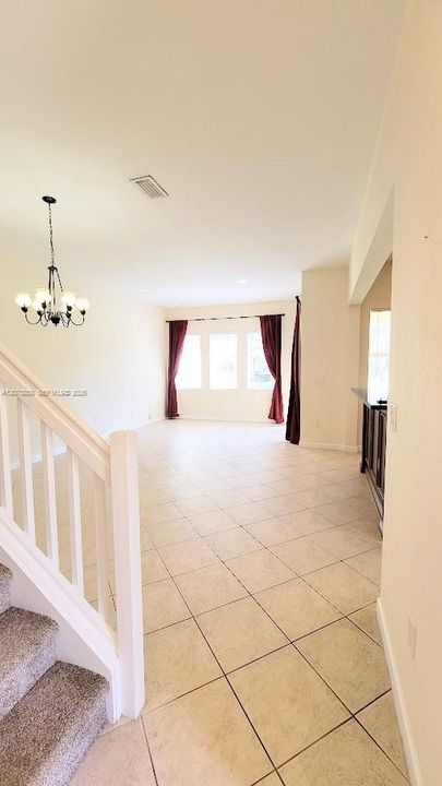 For Sale: $540,000 (3 beds, 2 baths, 2118 Square Feet)