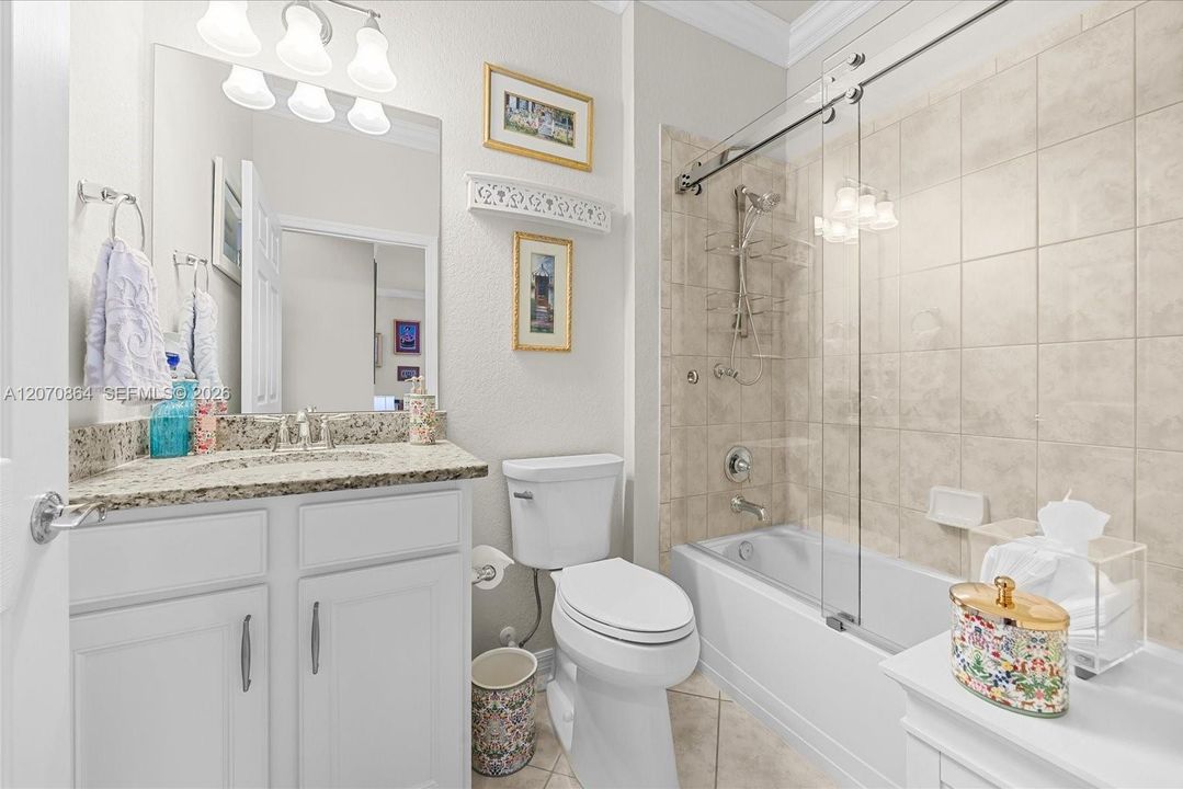 For Sale: $519,000 (2 beds, 2 baths, 1432 Square Feet)
