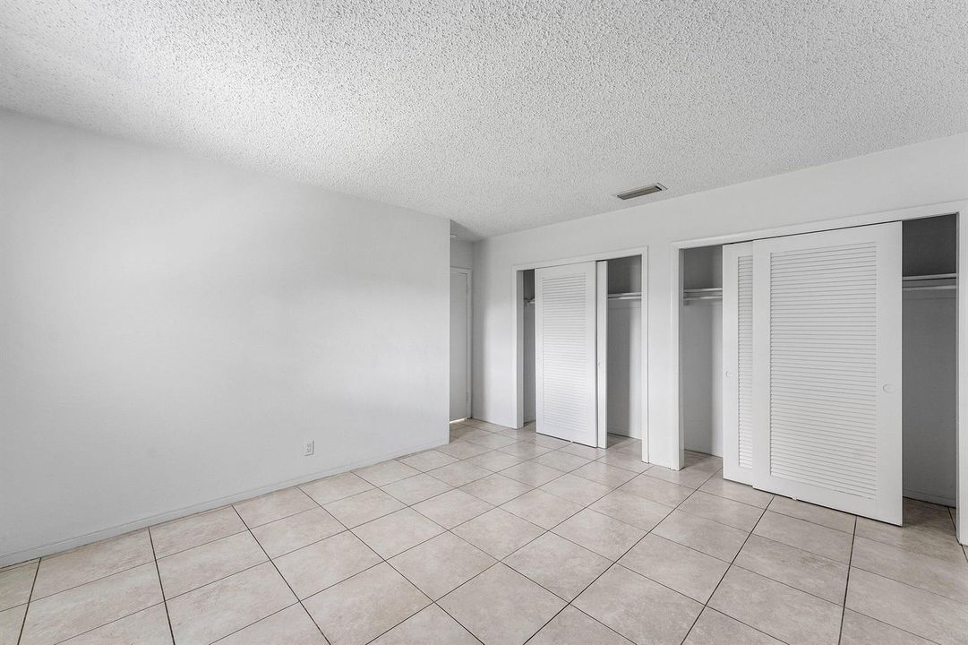 018-263Southeast8thTerrace-DeerfieldBeac