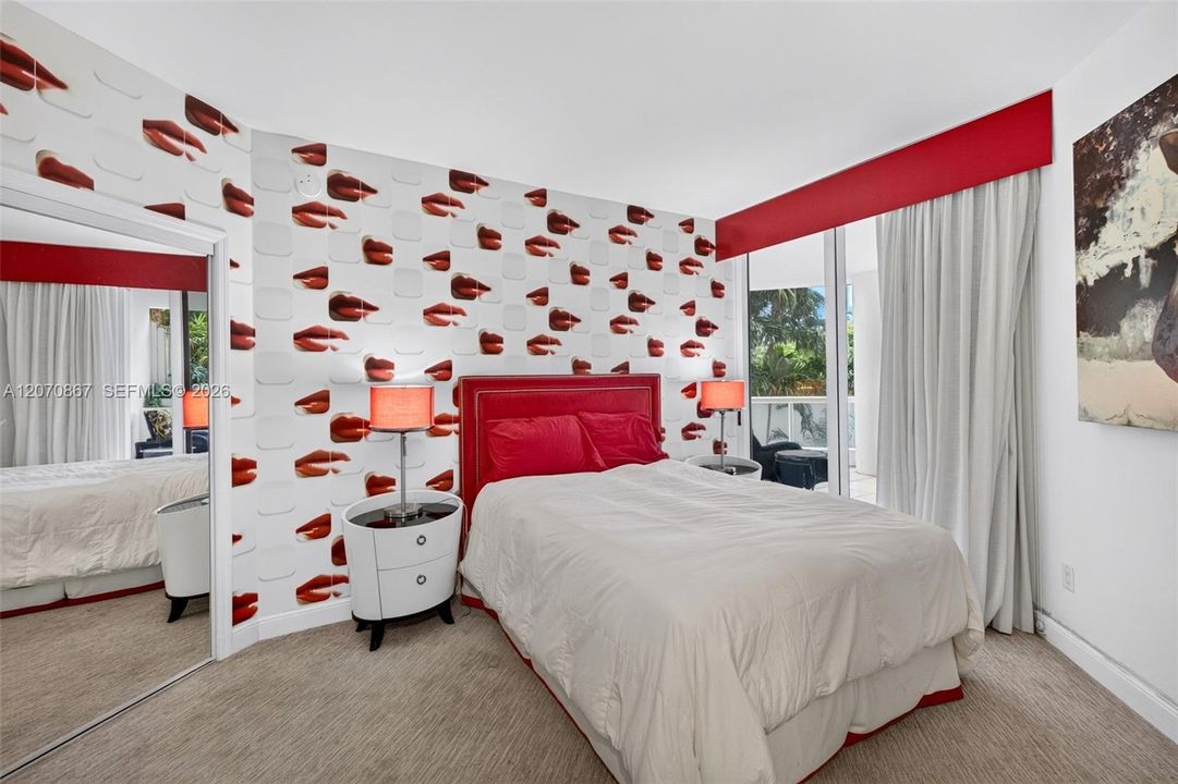 En Venta: $888,000 (3 camas, 2 baños, 2640 Pies cuadrados)