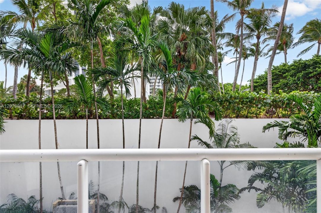 En Venta: $888,000 (3 camas, 2 baños, 2640 Pies cuadrados)