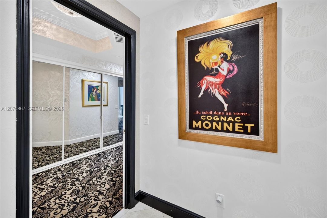 En Venta: $888,000 (3 camas, 2 baños, 2640 Pies cuadrados)