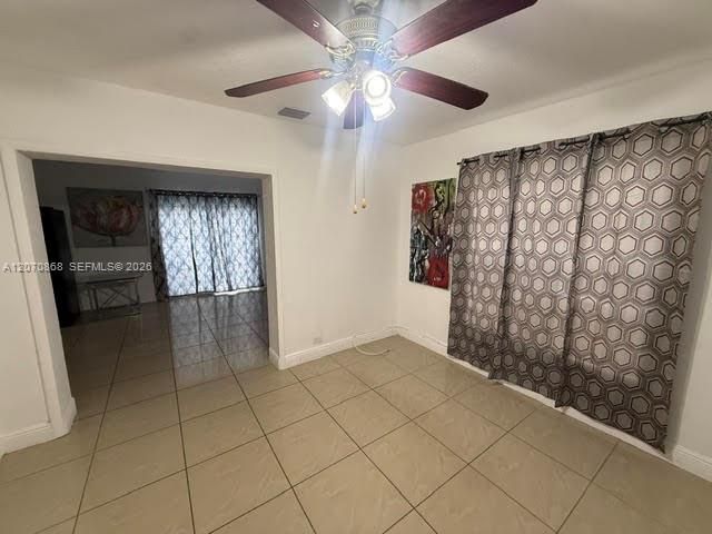 For Rent: $3,100 (3 beds, 1 baths, 2249 Square Feet)