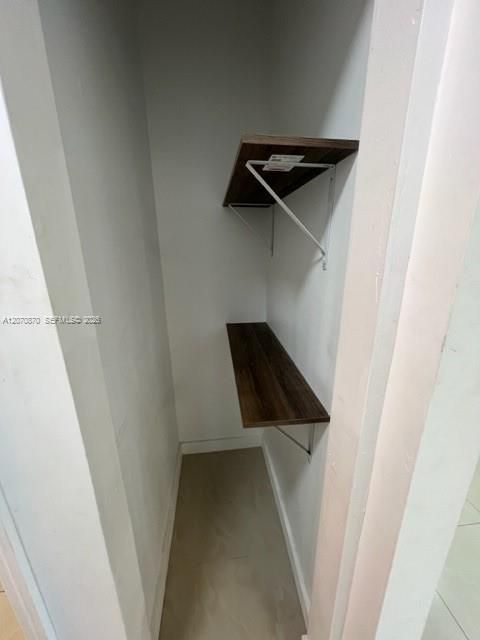 For Rent: $2,000 (1 beds, 1 baths, 800 Square Feet)