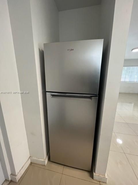 For Rent: $2,000 (1 beds, 1 baths, 800 Square Feet)