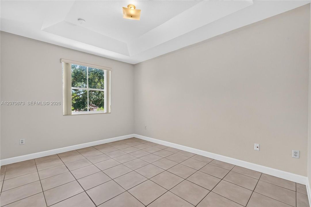 For Sale: $540,000 (3 beds, 2 baths, 1899 Square Feet)