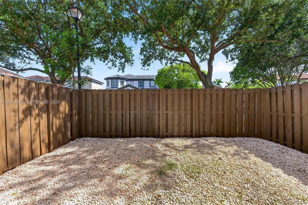 For Sale: $540,000 (3 beds, 2 baths, 1899 Square Feet)