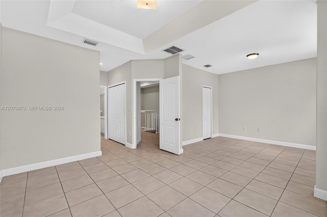 For Sale: $540,000 (3 beds, 2 baths, 1899 Square Feet)