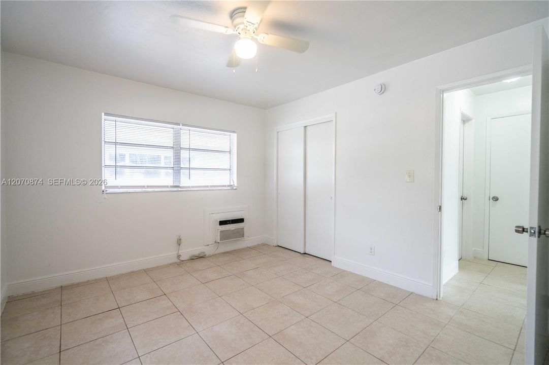 For Rent: $1,695 (1 beds, 1 baths, 650 Square Feet)