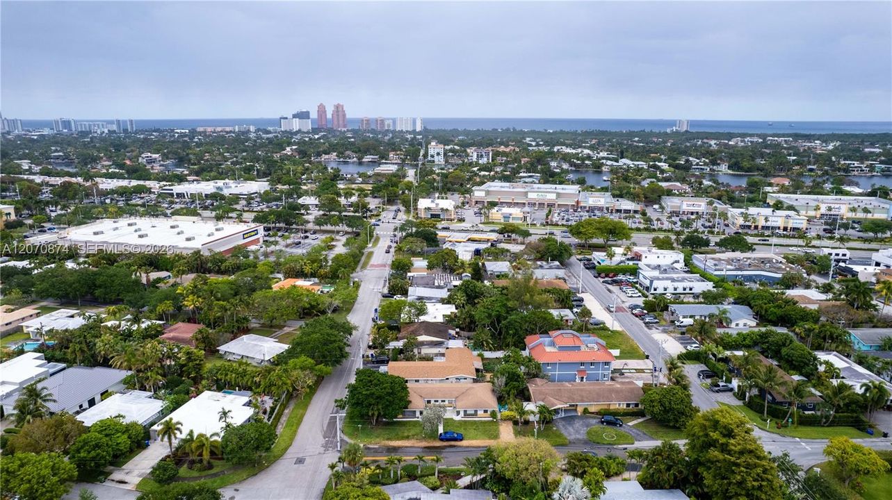 For Rent: $1,695 (1 beds, 1 baths, 650 Square Feet)