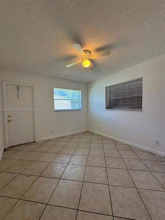 For Rent: $2,100 (2 beds, 1 baths, 2782 Square Feet)