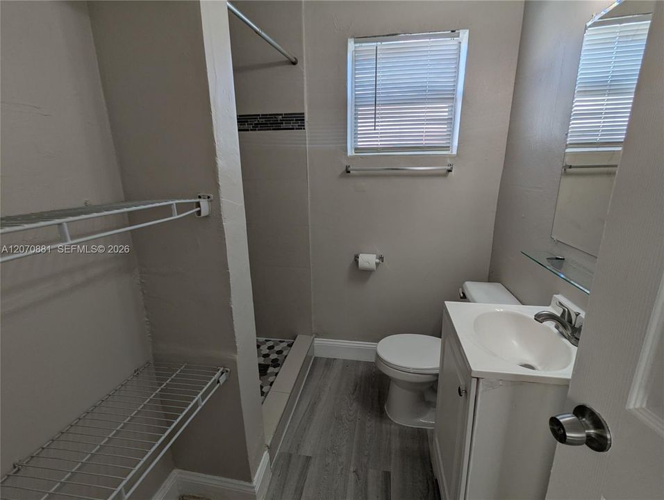 For Rent: $1,650 (1 beds, 1 baths, 0 Square Feet)