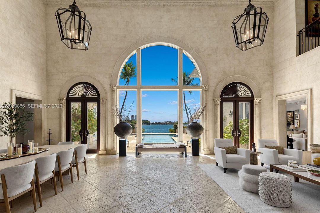 For Rent: $95,000 (7 beds, 8 baths, 8324 Square Feet)