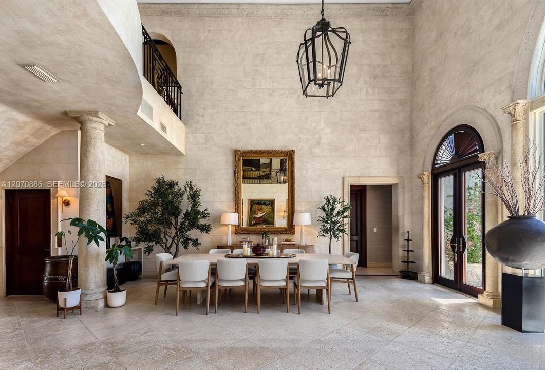 For Rent: $95,000 (7 beds, 8 baths, 8324 Square Feet)