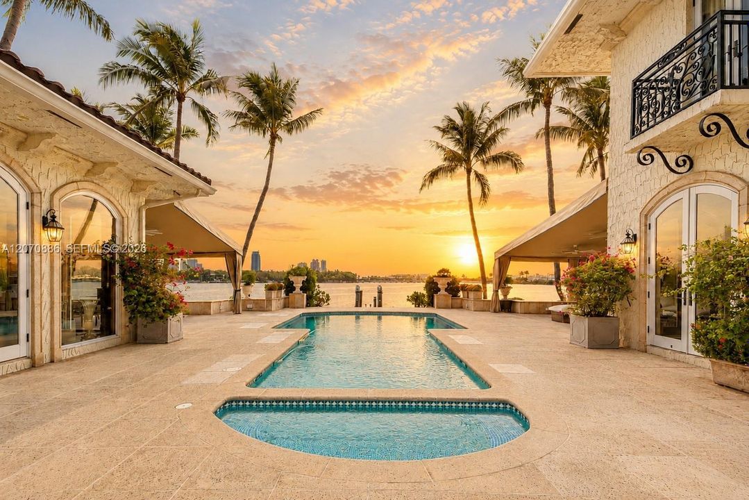 For Rent: $95,000 (7 beds, 8 baths, 8324 Square Feet)
