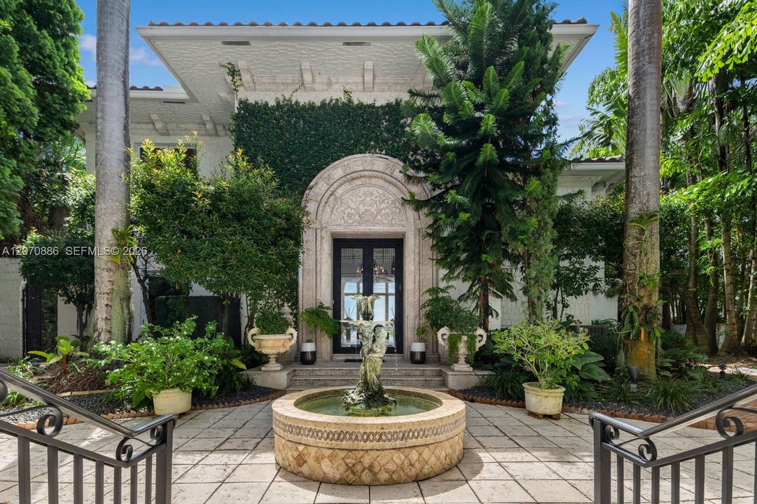 For Rent: $95,000 (7 beds, 8 baths, 8324 Square Feet)