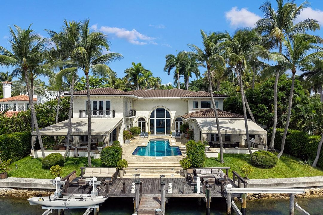 For Rent: $95,000 (7 beds, 8 baths, 8324 Square Feet)