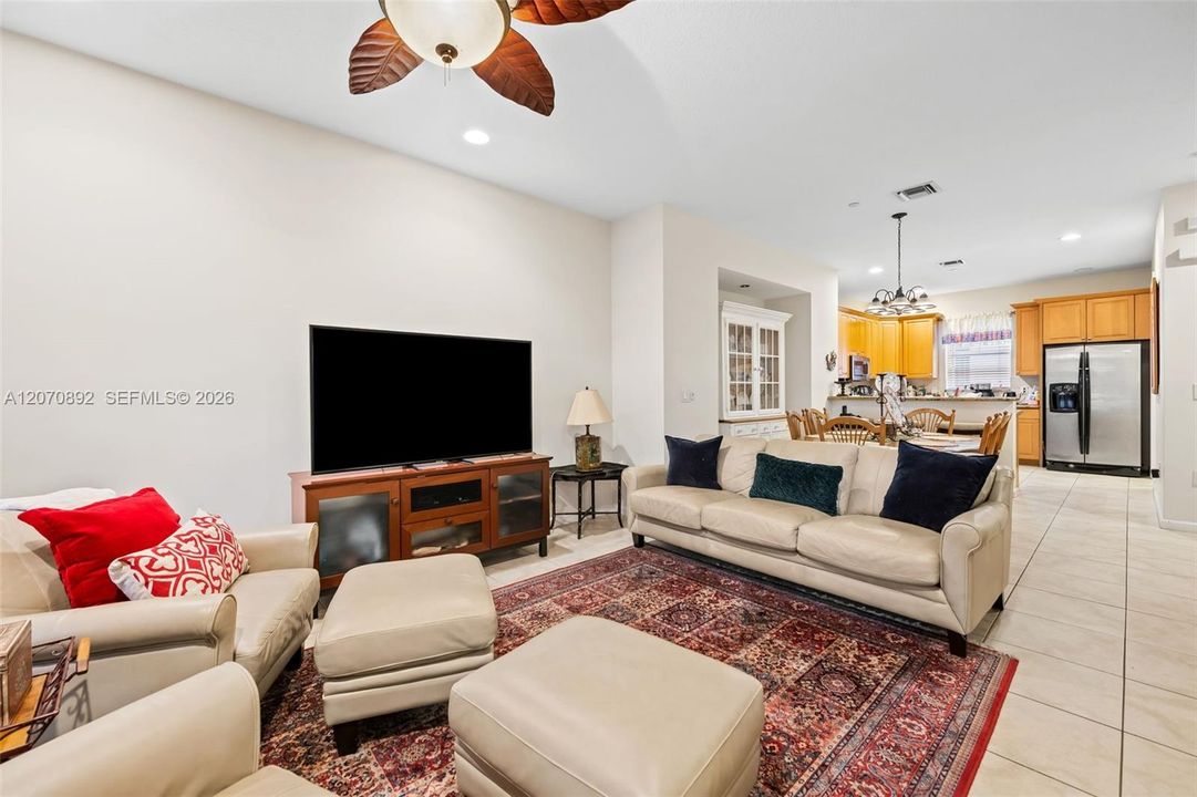 For Sale: $569,900 (3 beds, 3 baths, 2430 Square Feet)