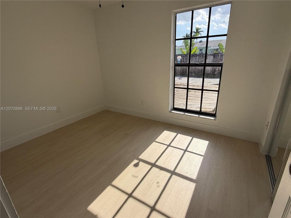En Venta: $519,999 (3 camas, 2 baños, 1534 Pies cuadrados)