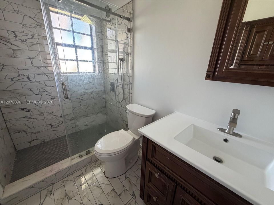En Venta: $519,999 (3 camas, 2 baños, 1534 Pies cuadrados)