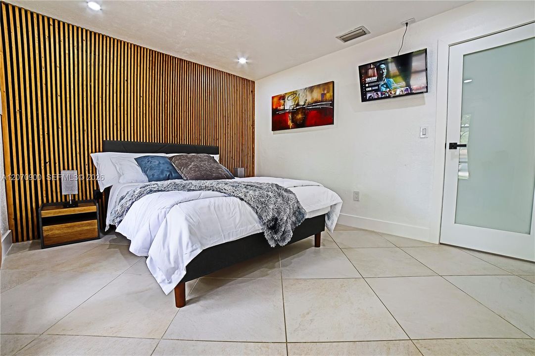 For Sale: $649,000 (3 beds, 2 baths, 1960 Square Feet)