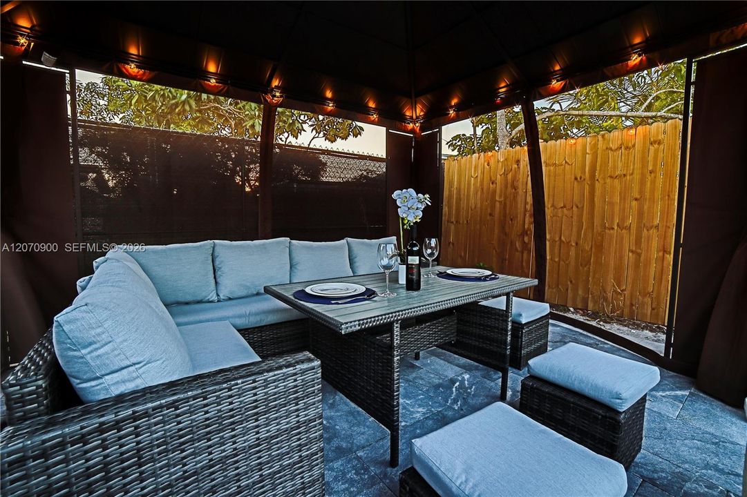For Sale: $649,000 (3 beds, 2 baths, 1960 Square Feet)