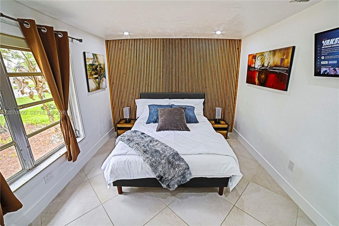 For Sale: $649,000 (3 beds, 2 baths, 1960 Square Feet)