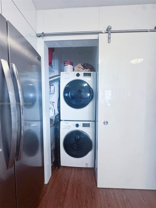 В аренду: $4,500 (2 спален, 2 ванн, 1360 Квадратных фут)