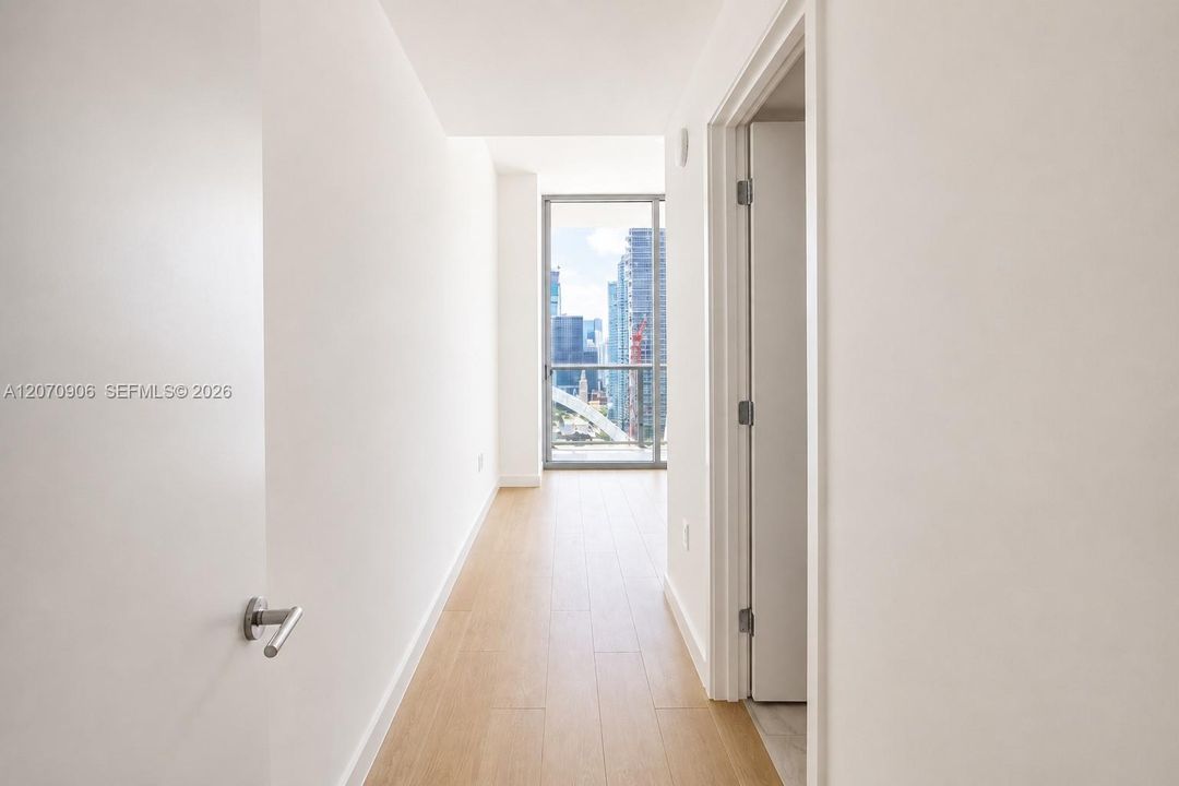 For Rent: $13,500 (3 beds, 3 baths, 1953 Square Feet)