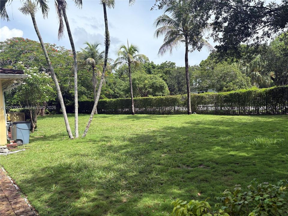 For Rent: $7,000 (3 beds, 2 baths, 2784 Square Feet)