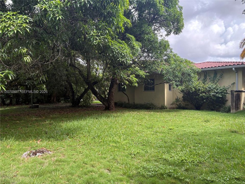 For Rent: $7,000 (3 beds, 2 baths, 2784 Square Feet)