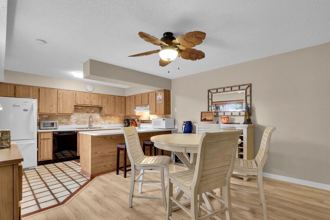 Dining Area/Kitchen