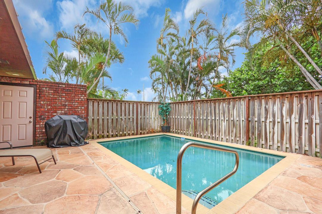 Private Courtyard