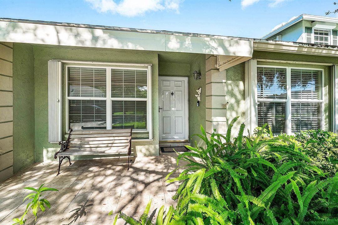 004-241DelRioBoulevard-BocaRaton-FL-3343
