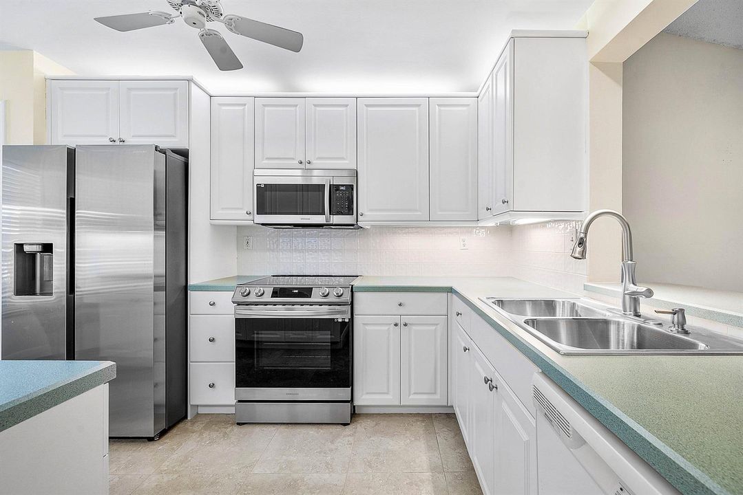 008-241DelRioBoulevard-BocaRaton-FL-3343