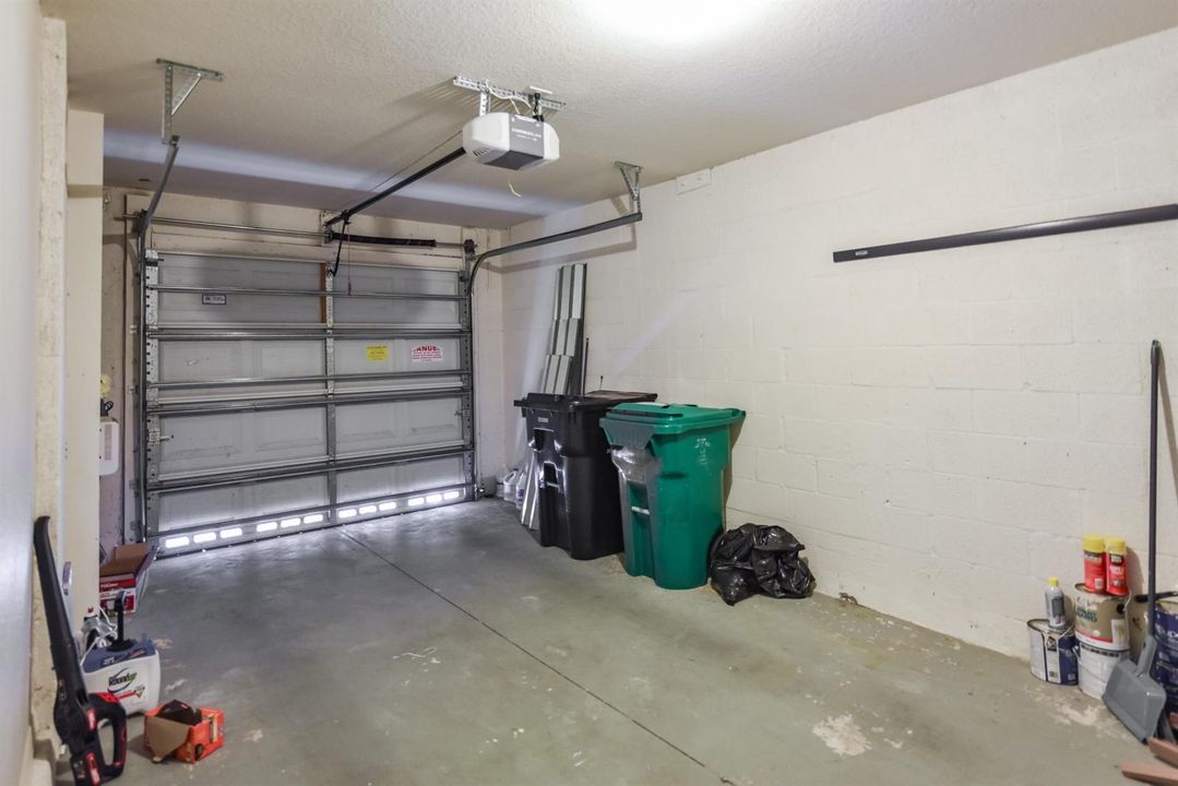 2205 SW Marshfield Ct_Vinesha Clark_8
