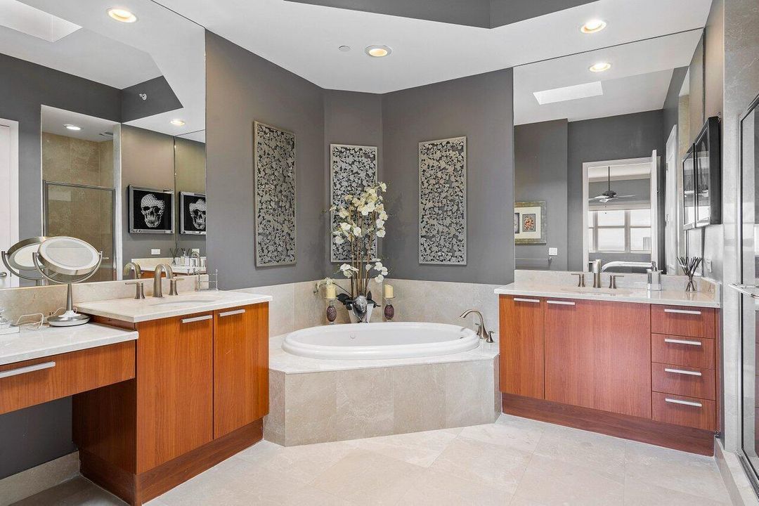 025-2640LakeShoreDrive-2609-RivieraBeach