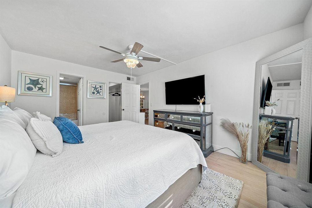 Master Bedroom King