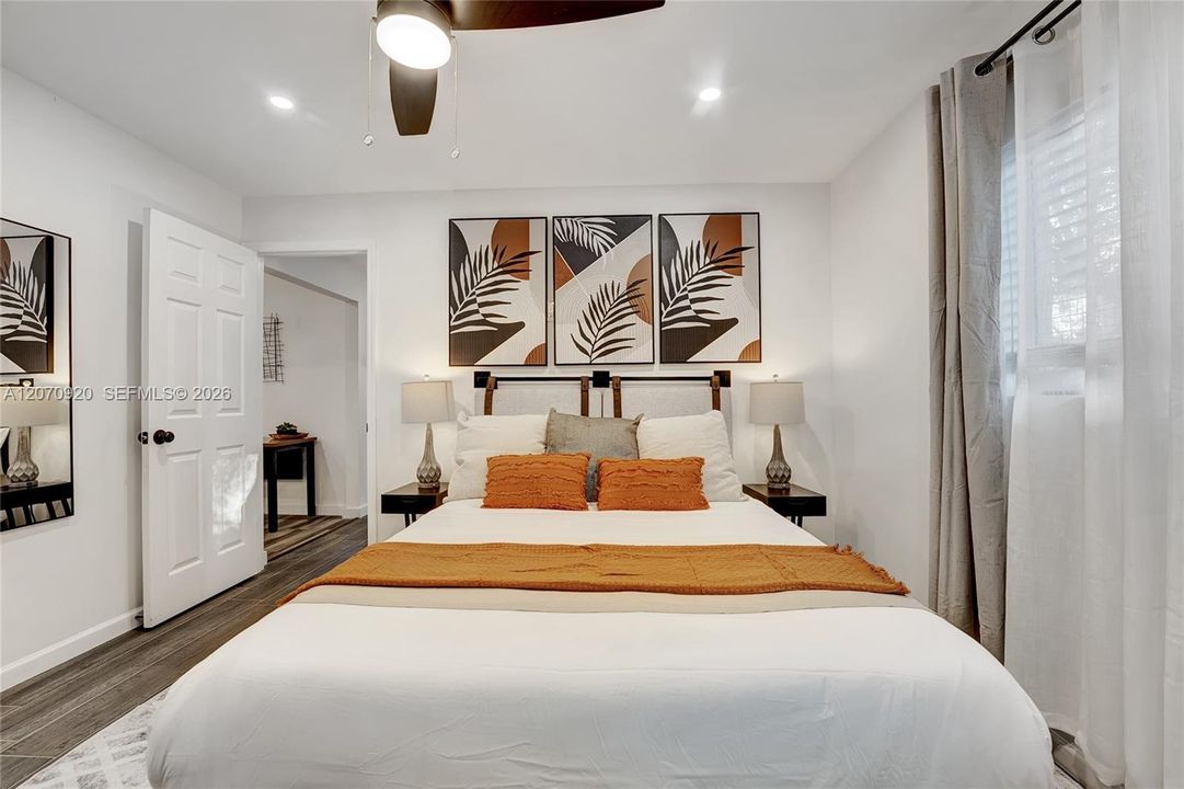 For Rent: $12,200 (8 beds, 4 baths, 3280 Square Feet)